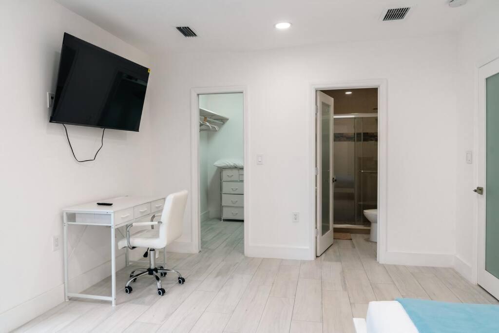 Villa Luxury Retreat 3B ,2Ba Pool , Coral Gables Center Miami Esterno foto