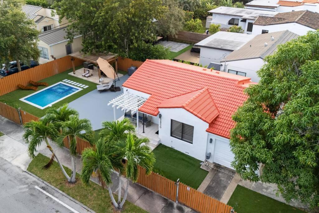 Villa Luxury Retreat 3B ,2Ba Pool , Coral Gables Center Miami Esterno foto