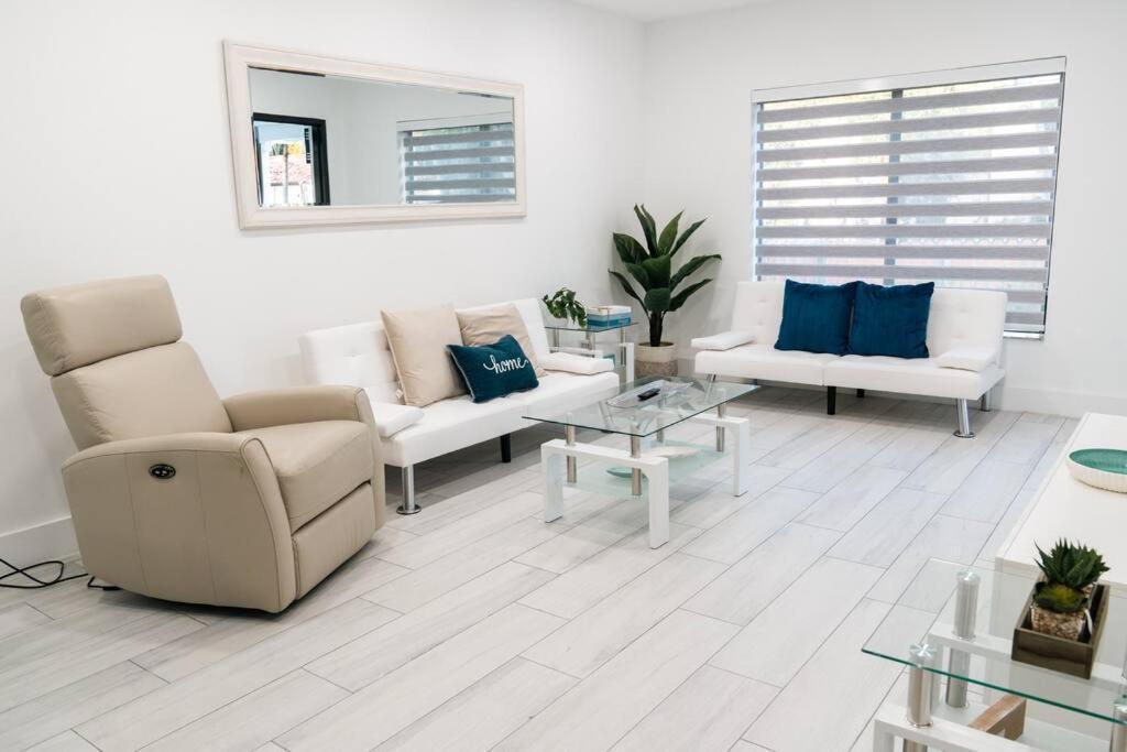 Villa Luxury Retreat 3B ,2Ba Pool , Coral Gables Center Miami Esterno foto