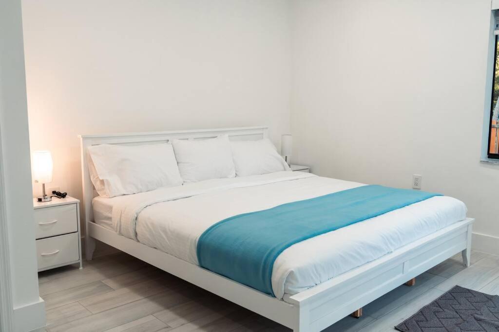 Villa Luxury Retreat 3B ,2Ba Pool , Coral Gables Center Miami Esterno foto