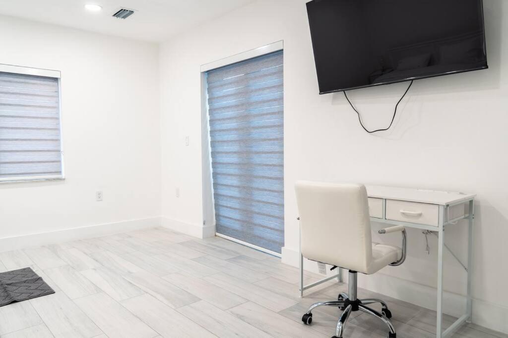 Villa Luxury Retreat 3B ,2Ba Pool , Coral Gables Center Miami Esterno foto