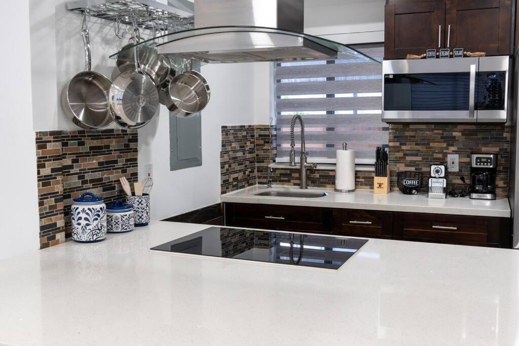 Villa Luxury Retreat 3B ,2Ba Pool , Coral Gables Center Miami Esterno foto