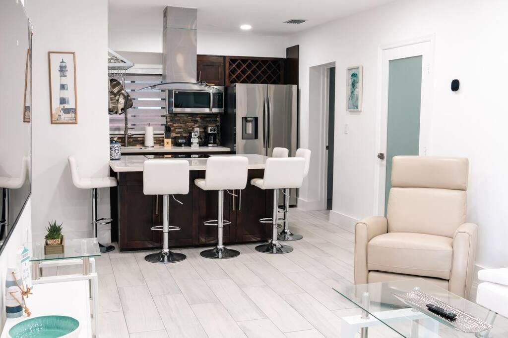 Villa Luxury Retreat 3B ,2Ba Pool , Coral Gables Center Miami Esterno foto